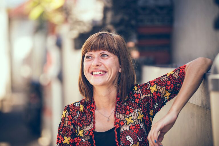 You Don’t Need Supplements: The Three Habits That Fix Blood Sugar (Most Women Don’t Know)